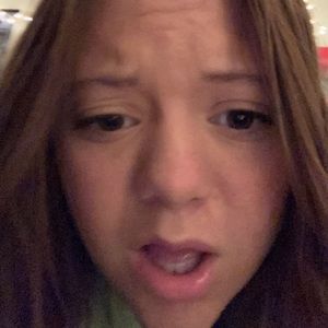 Meet your Posher, Layla